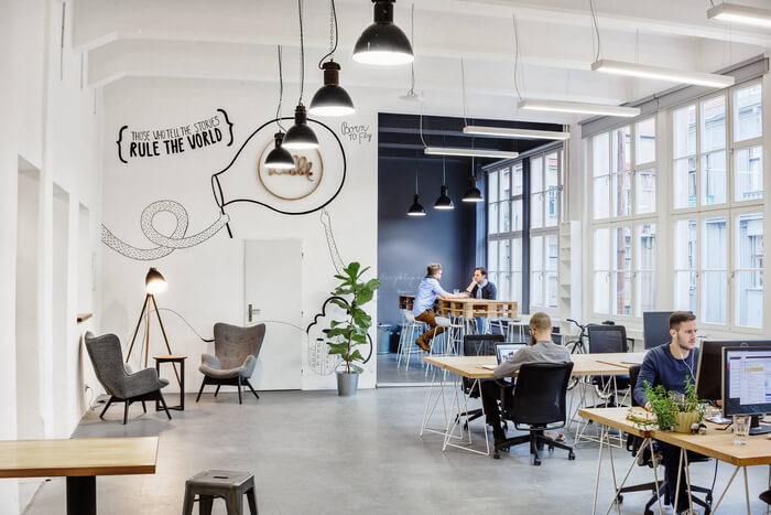How to organize interior design of the office to enhance the creative employees&#8217; creative potential?