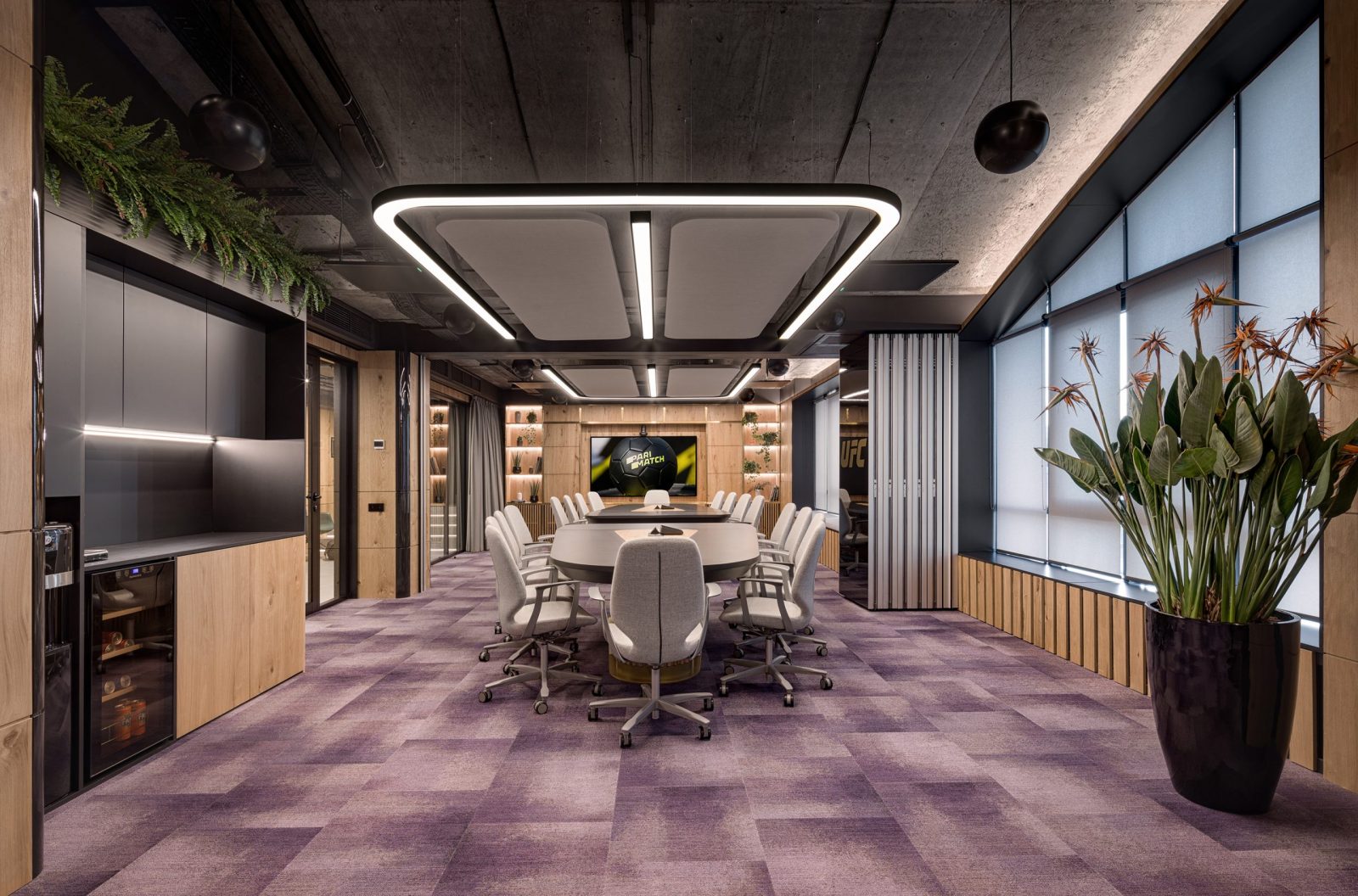 Meeting spaces that every office space should have 7