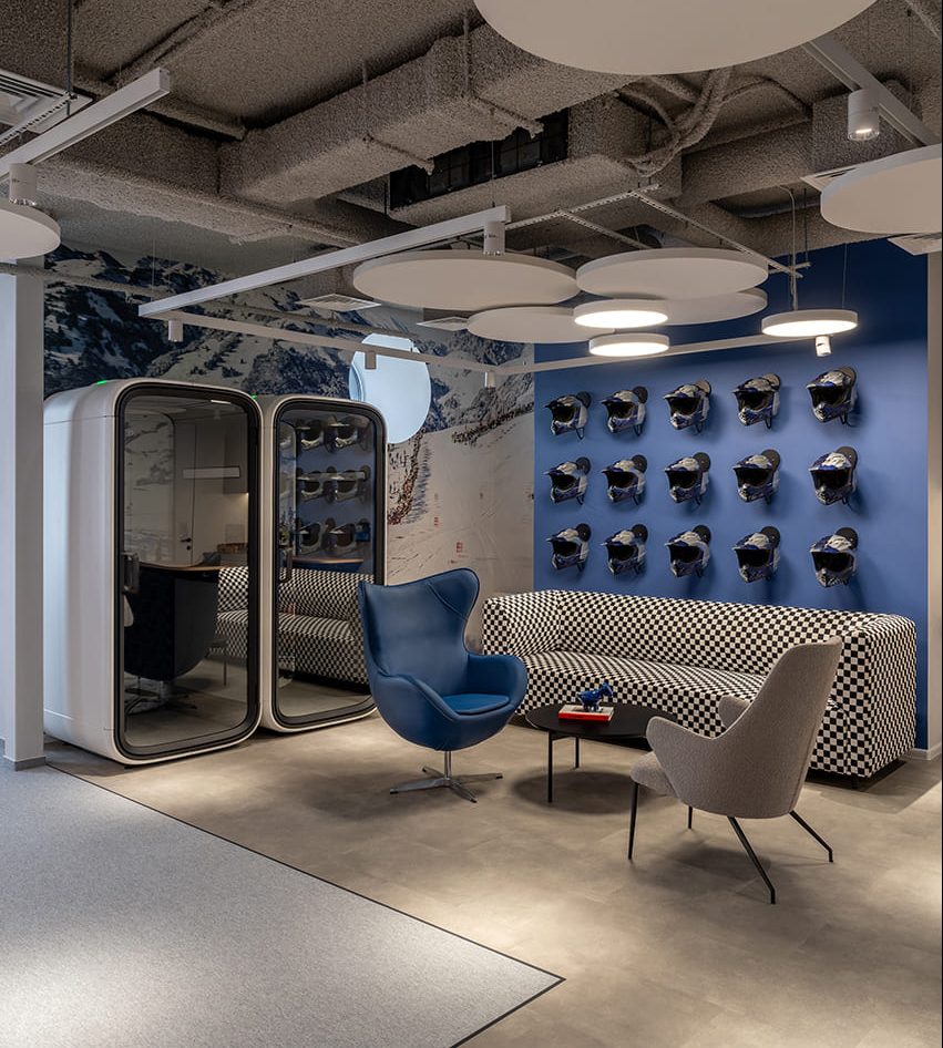 Infantilism in Commercial Interior Design: Play or Escape? 11