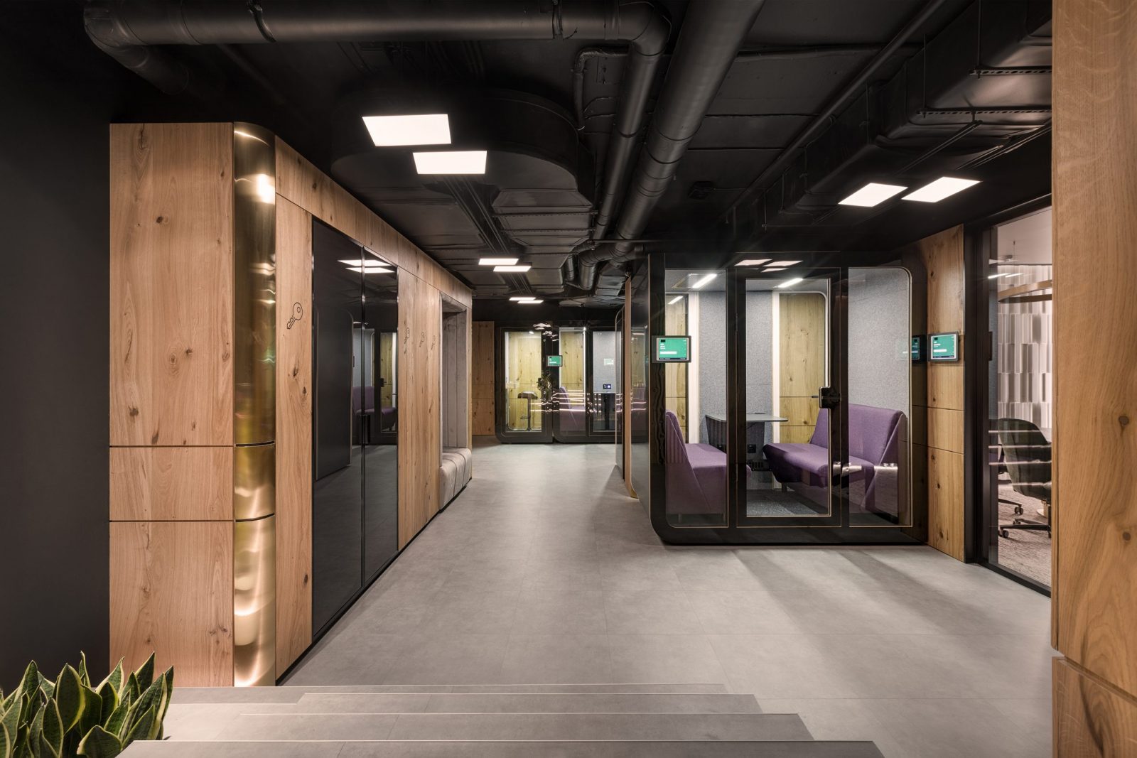 Meeting spaces that every office space should have