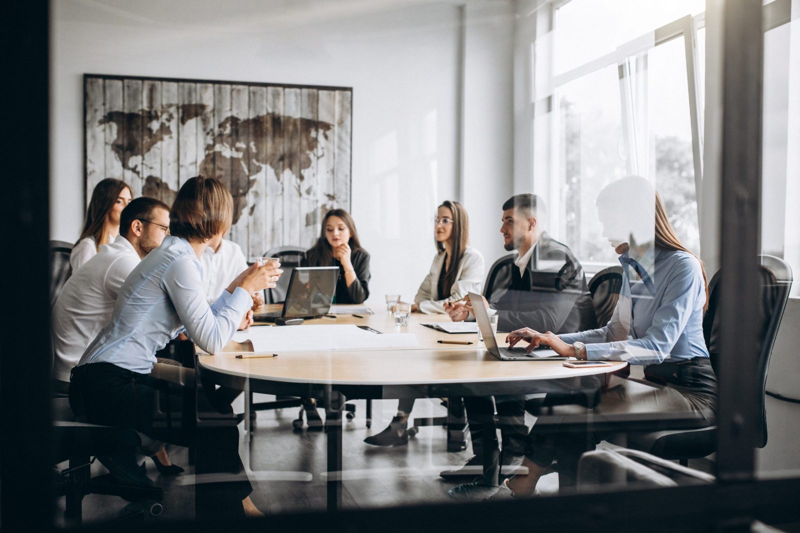 Back to office. How the workspace can change for your employees